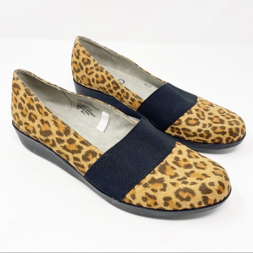 MOUNTAIN SOLE Leopard Print Wedge Mule Loafers 8